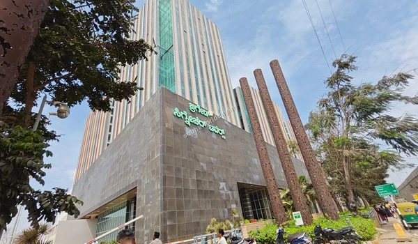 Street view of Brigade Signature Towers representing the premium corporate offices close to Sobha World City