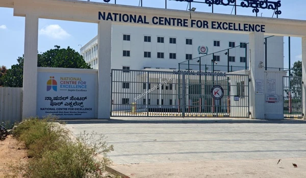 An expansive wide angle view of the premium school campus ensuring safe and easy drop-offs for children residing in Sobha World City