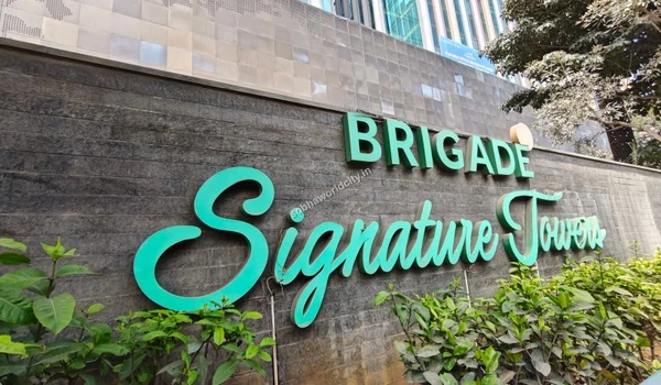Brigade Signature Towers boundary wall indicating the thriving IT corridors seamlessly connected to Sobha World City