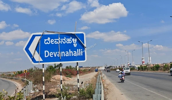 Well-stocked local supermarket and grocery stores available within a short distance for the daily convenience of Sobha World City residents.