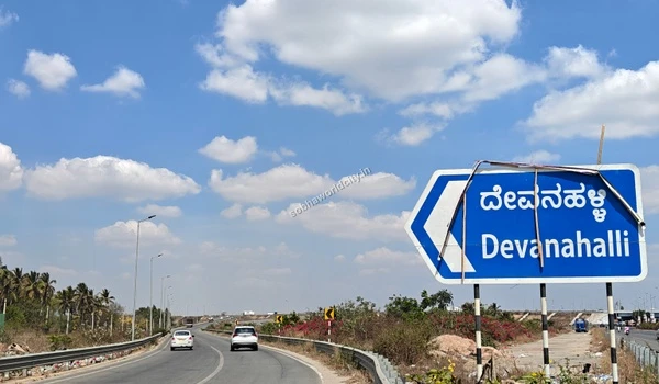 View of the bustling nearby tech park ensuring a short and easy commute to work from Sobha World City.