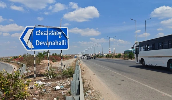 Safe, beautifully landscaped pedestrian walkways and cycling tracks integrating the neighborhood surrounding Sobha World City.