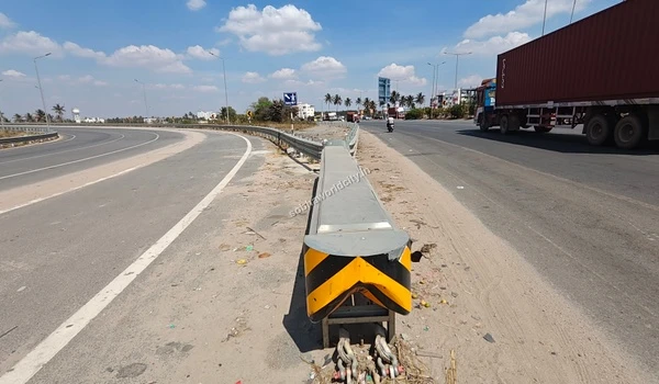 Part of the prime commuter network illustrating the easy navigation to Hosur Road and Kolar for residents of Sobha World City.